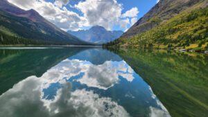 Late Summer Hiking on the Grinnell Lake Trail in Glacier National Park